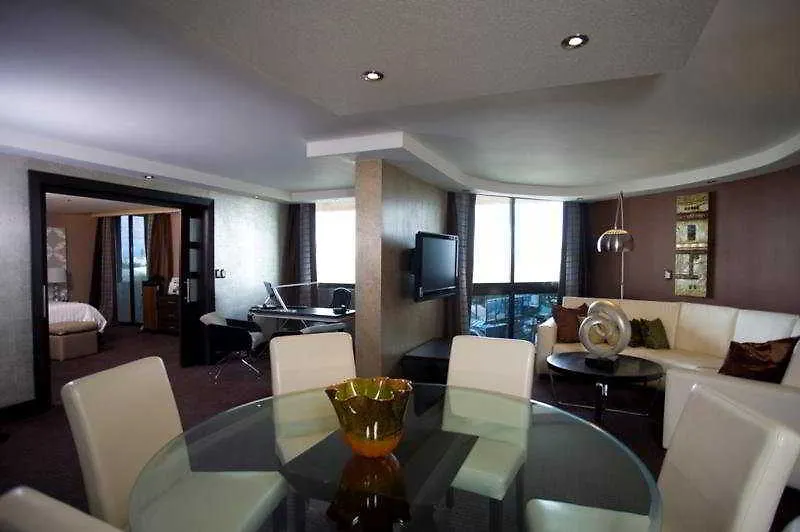 Hotel Barcelo Santo Domingo 5*,